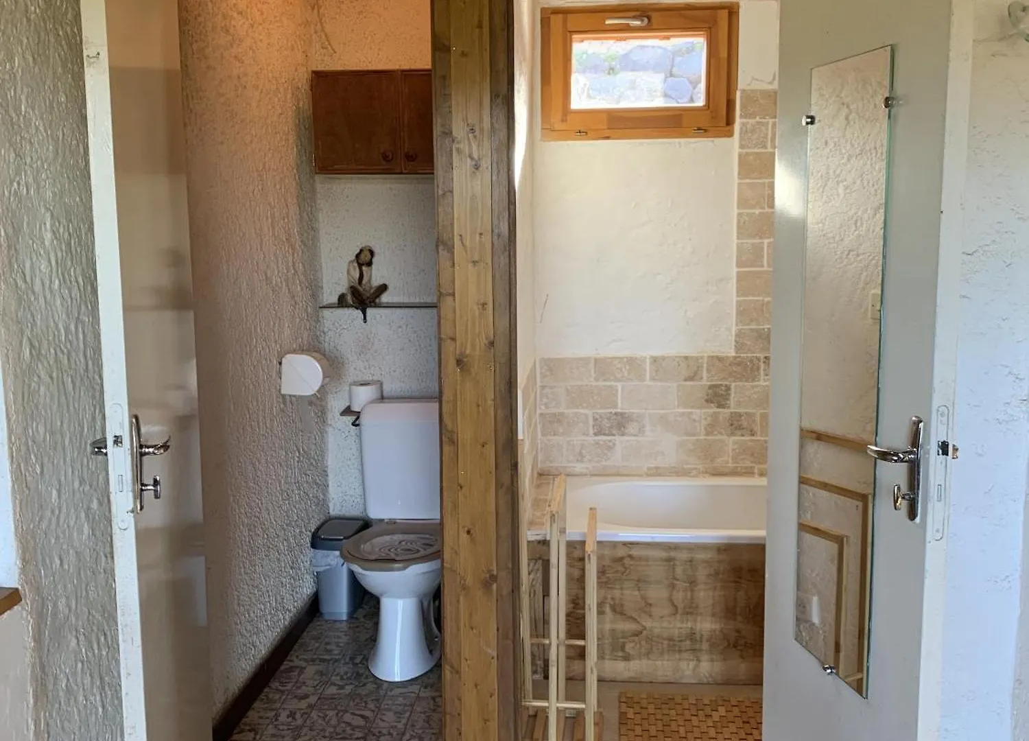 Maison Insolite De Mi-Montagne Pebrac 0*,  Frankreich